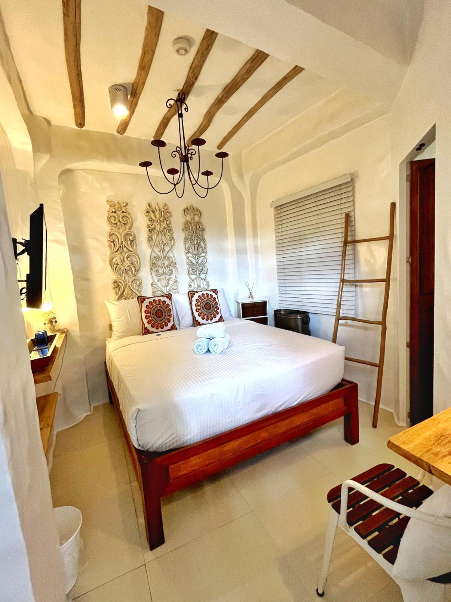Lugar Bonito Hotel Balabag  Luaran gambar
