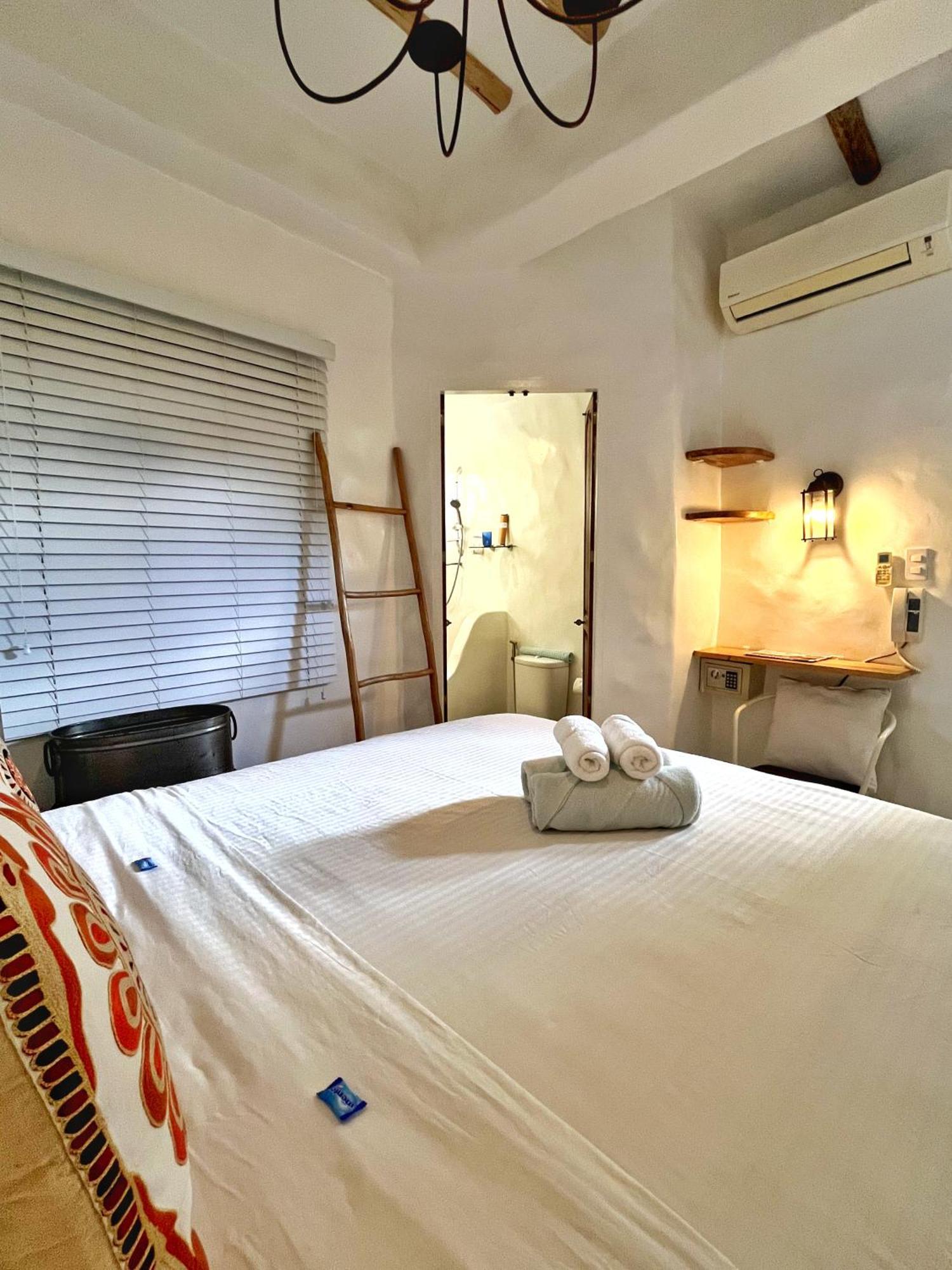 Lugar Bonito Hotel Balabag  Luaran gambar