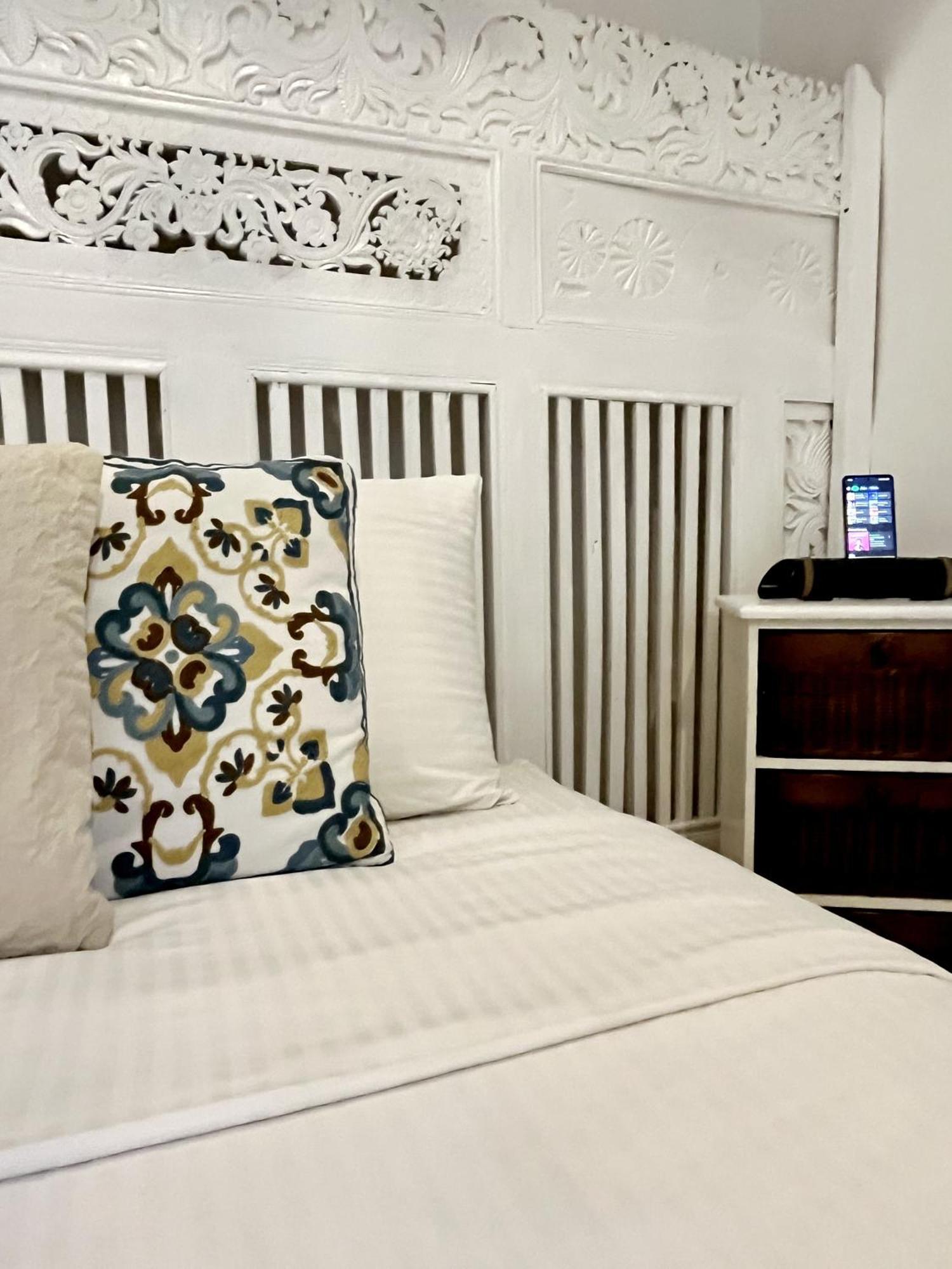 Lugar Bonito Hotel Balabag  Luaran gambar