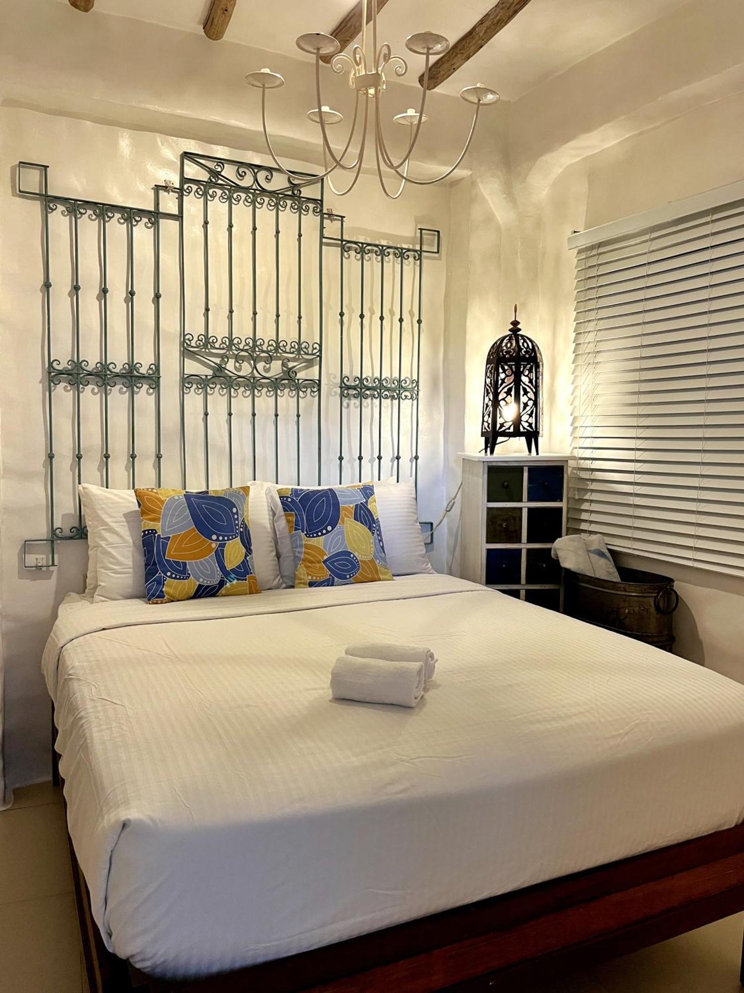 Lugar Bonito Hotel Balabag  Luaran gambar